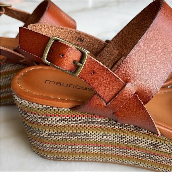 Wedge sandals size 7 - Picture 7 of 8